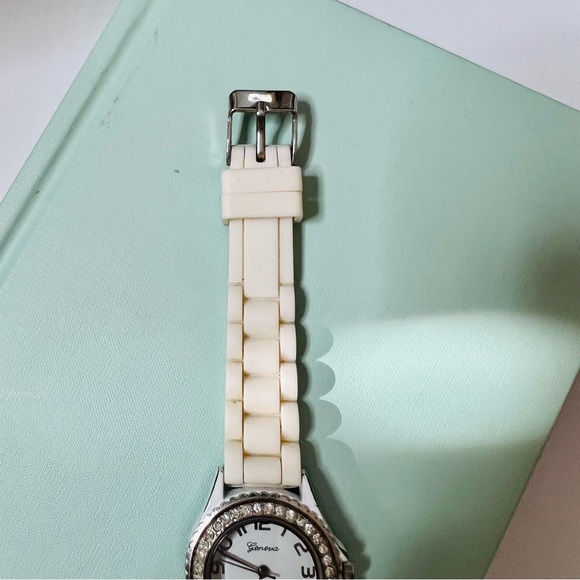 Geneva Platinum Diamond Watch main image 5
